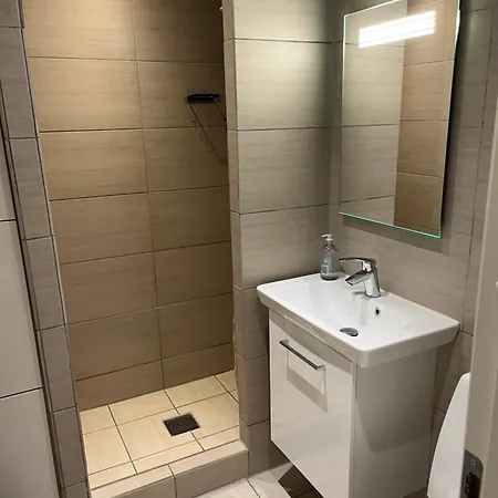 Of Bricks 7 * 比隆